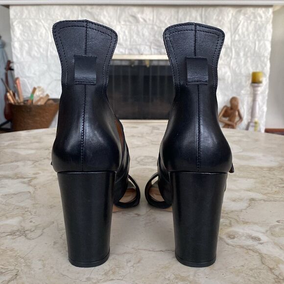 Tara Jarmon Leather Sandals $505 New - Picture 9 of 16